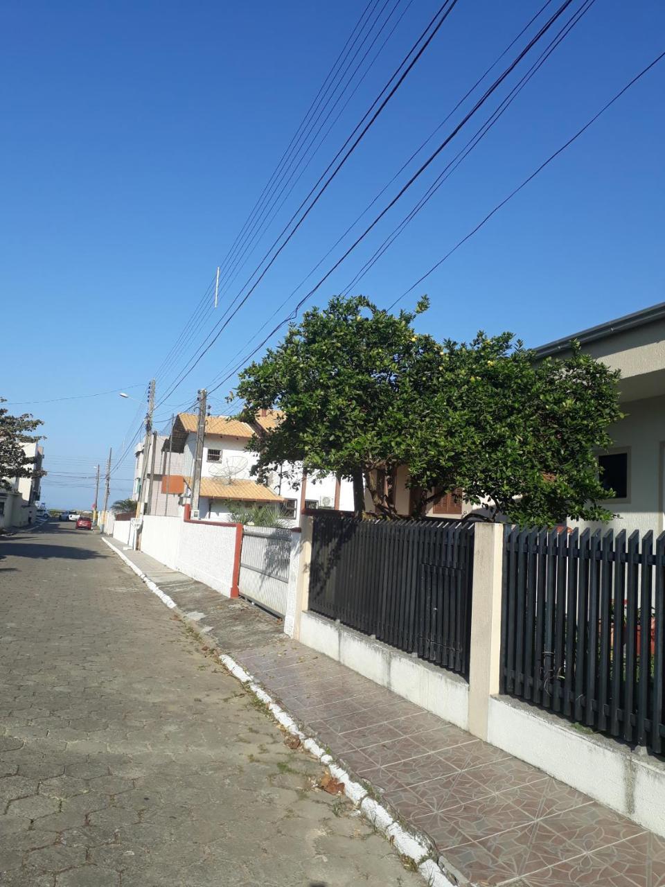 Casa De Praia Navegantes - 100 Metros Do Mar Eksteriør billede